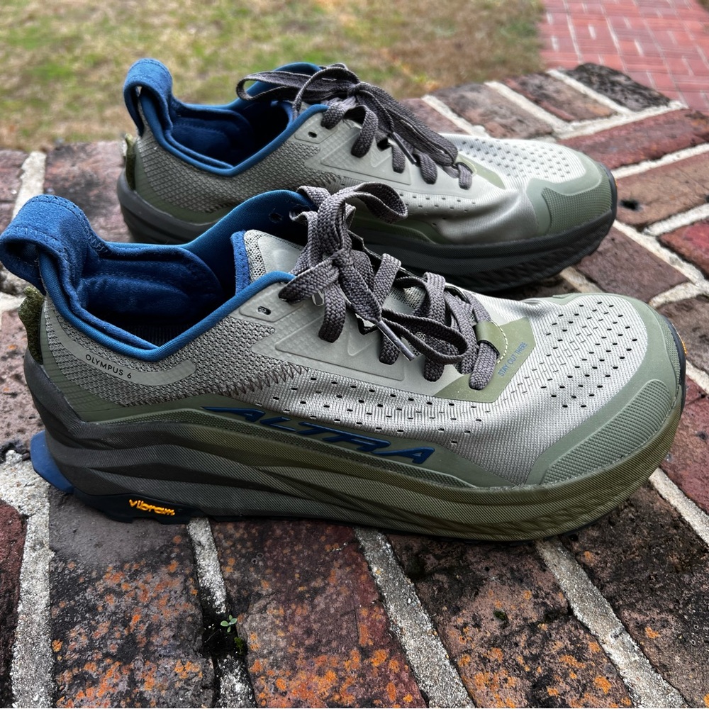 Altra Olympus 6 Men Size 10